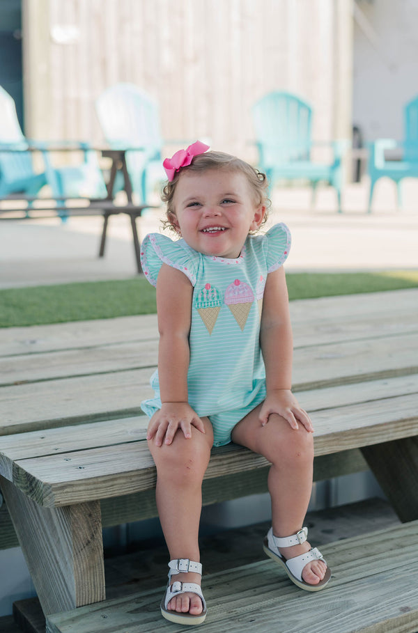 Triple Scoop Flutter Bubble