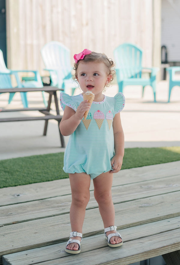 Triple Scoop Flutter Bubble